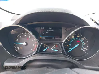 2013 Ford Escape SE with VIN 1FMCU0GXXDUD85470, listed as a IAAI auction lot 42142774 with 145,391 mi miles. Bid and sale history available at carsss.com. Image 7.