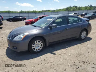2010 Nissan Altima S z VIN 1N4AL2AP7AN503893, wystawiony jako Copart lot #55978655 z przebiegiem 153 934 mil mil oraz Czysty tytuł • Clean title. Historia ofert i sprzedaży dostępna na DreamBid. Obrazek 1.