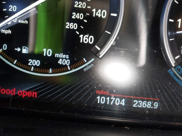 2014 BMW 6 Series 640i xDrive with VIN WBA6B8C58EDZ72405, listed as a IAAI auction lot 42076517 with 101,704 mi miles. Bid and sale history available at carsss.com. Image 7.