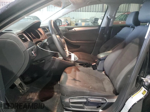 2015 Volkswagen Jetta SE z VIN 3VWD07AJ6FM411410, wystawiony jako Copart lot #56557055 z przebiegiem 103 183 mil mil oraz Szkoda całkowita • Salvage title. Historia ofert i sprzedaży dostępna na DreamBid. Obrazek 7.