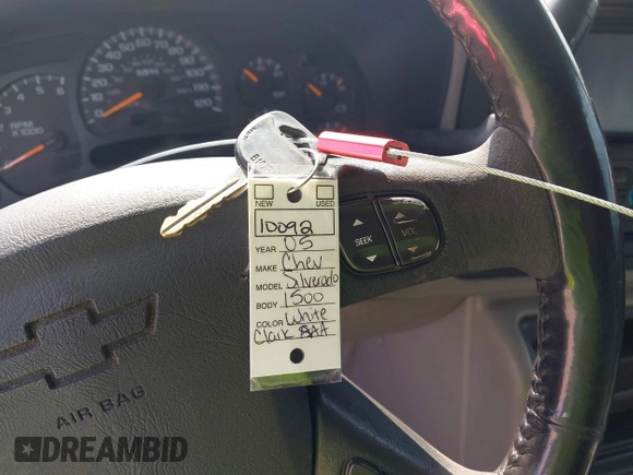 2005 Chevrolet Silverado 1500 LS with VIN 2GCEC19T851312059, listed as a IAAI auction lot 42038341 with 223,642 mi miles and . Bid and sale history available at DreamBid. Image 11.
