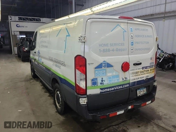2016 Ford Transit Cargo z VIN 1FTYE1YM9GKB19505, wystawiony jako IAAI lot #42774251 z przebiegiem 252 184 mil mil oraz . Historia ofert i sprzedaży dostępna na DreamBid. Obrazek 17.