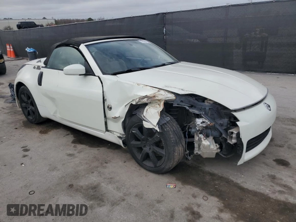 2004 Nissan 350Z Touring with VIN JN1AZ36A74T015842, listed as a Copart auction lot 45526455 with 162,119 mi miles and Salvage Title. Bid and sale history available at carsss.com. Image 4.