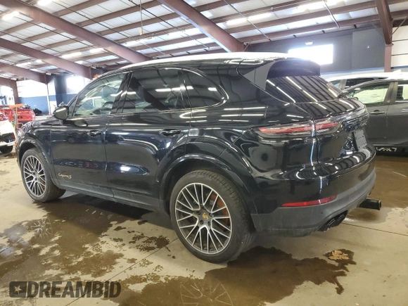 2021 Porsche Cayenne S с VIN WP1AB2AY3MDA27205, выставлен на аукционе Copart как лот 53703015 с пробегом 81 932 миль миль и Списание • Salvage title. История ставок и продаж доступна на DreamBid. Изображение 2.