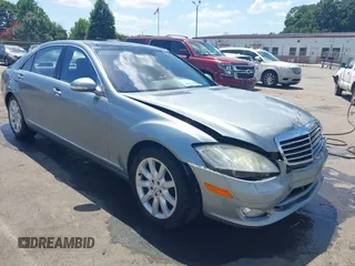 2007 Mercedes-Benz S 550 с VIN WDDNG71X47A113692, выставлен на аукционе IAAI как лот 42752150 с пробегом 164 634 миль миль и . История ставок и продаж доступна на DreamBid. Изображение 1.