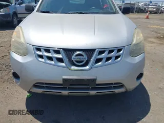 2011 Nissan Rogue SV z VIN JN8AS5MT0BW568320, wystawiony jako IAAI lot #42449050 z przebiegiem 195 948 mil mil oraz . Historia ofert i sprzedaży dostępna na DreamBid. Obrazek 6.