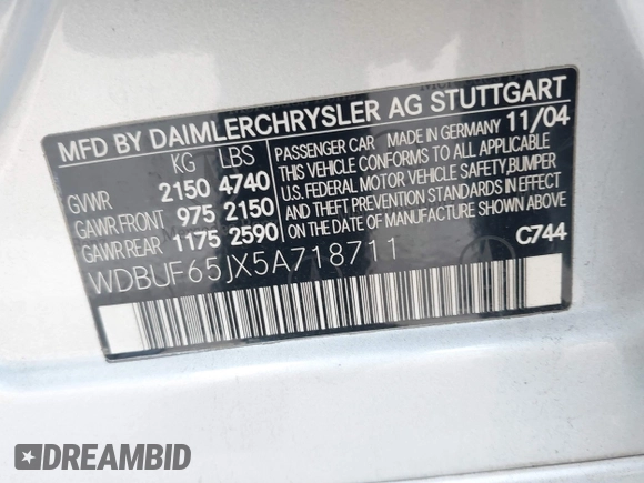 2005 Mercedes-Benz E-Class 3.2L with VIN WDBUF65JX5A718711, listed as a IAAI auction lot 41625603 with 145,024 mi miles. Bid and sale history available at carsss.com. Image 9.
