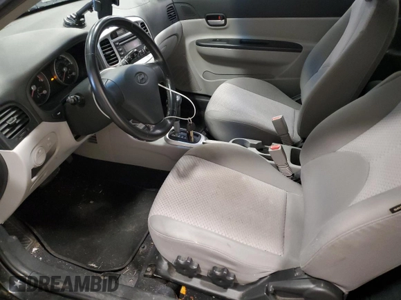2008 Hyundai Accent SE with VIN KMHCN36C88U070184, listed as a Copart auction lot 83208594 with 173,013 mi miles and Non Repairable. Bid and sale history available at carsss.com. Image 7.