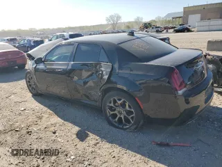 2016 Chrysler 300 S z VIN 2C3CCAGG6GH183038, wystawiony jako Copart lot #53265215 z przebiegiem Nie podano mil oraz Szkoda całkowita • Salvage title. Historia ofert i sprzedaży dostępna na DreamBid. Obrazek 2.