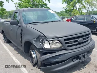 2001 Ford F-150 XL с VIN 1FTZF17251NA14757, выставлен на аукционе IAAI как лот 42582479 с пробегом 189 706 миль миль и . История ставок и продаж доступна на DreamBid. Изображение 1.