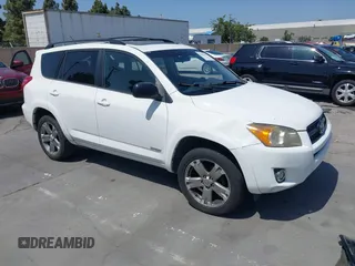 2009 Toyota RAV4 Sport with VIN JTMZF32V69D000719, listed as a IAAI auction lot 42431522 with 205,111 mi miles and . Bid and sale history available at DreamBid. Image 1.
