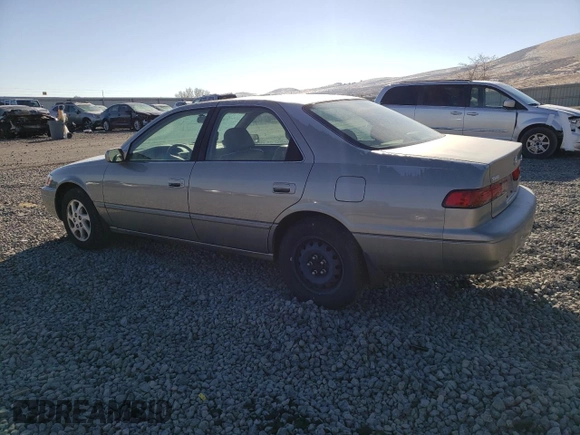 1998 Toyota Camry LE z VIN JT2BF28K9W0118817, wystawiony jako Copart lot #42603885 z przebiegiem 45 808 mil mil oraz Czysty tytuł • Clean title. Historia ofert i sprzedaży dostępna na DreamBid. Obrazek 2.