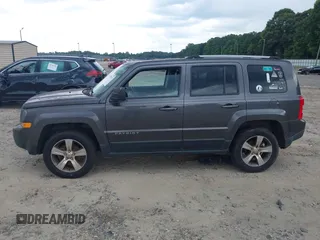 2017 Jeep Patriot High Altitude with VIN 1C4NJRFB1HD178245, listed as a IAAI auction lot 42799115 with 137,037 mi miles and . Bid and sale history available at DreamBid. Image 14.