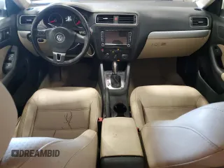 2013 Volkswagen Jetta SE with VIN 3VWDP7AJ5DM443564, listed as a Copart auction lot 64378065 with 162,751 mi miles and Salvage title. Bid and sale history available at DreamBid. Image 8.