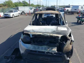 2014 Kia Soul with VIN KNDJN2A25E7721852, listed as a IAAI auction lot 41081969 with 1 mi miles. Bid and sale history available at carsss.com. Image 6.