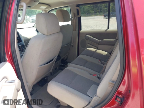 2007 Ford Explorer XLT with VIN 1FMEU73E67UB28736, listed as a IAAI auction lot 42160256 with 136,796 mi miles. Bid and sale history available at carsss.com. Image 8.