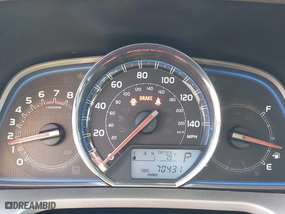 2015 Toyota RAV4 Limited with VIN 2T3DFREV5FW290572, listed as a IAAI auction lot 40566258 with 70,431 mi miles. Bid and sale history available at carsss.com. Image 7.