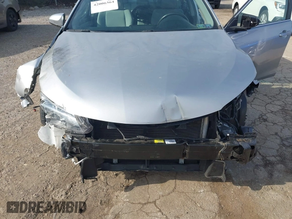 2017 Toyota Camry XLE with VIN 4T1BF1FK1HU783044, listed as a IAAI auction lot 42006364 with 82,564 mi miles. Bid and sale history available at carsss.com. Image 10.