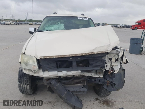 2007 Ford Explorer Limited с VIN 1FMEU65E27UB84356, выставлен на аукционе Copart как лот 51109995 с пробегом 127 185 миль миль и Списание • Salvage title. История ставок и продаж доступна на DreamBid. Изображение 5.