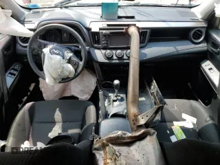 2017 Toyota RAV4 LE с VIN JTMBFREV6HJ150331, выставлен на аукционе Copart как лот 60370175 с пробегом 71 058 миль миль и Списание • Salvage title. История ставок и продаж доступна на DreamBid. Изображение 8.