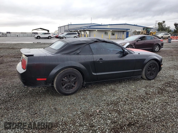 2008 Ford Mustang Deluxe with VIN 1ZVHT84N185177814, listed as a Copart auction lot 45242815 with 147,380 mi miles and Clean Title. Bid and sale history available at carsss.com. Image 3.
