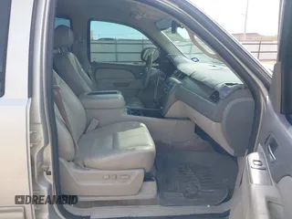 2011 Chevrolet Tahoe LT with VIN 1GNSCBE08BR369781, listed as a IAAI auction lot 42207208 with 162,038 mi miles and . Bid and sale history available at DreamBid. Image 5.