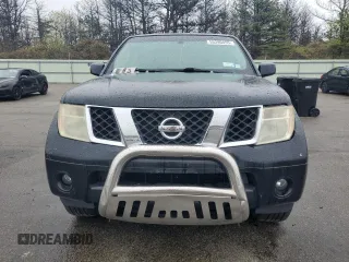 2005 Nissan Pathfinder SE z VIN 5N1AR18W65C701989, wystawiony jako Copart lot #55390455 z przebiegiem 178 002 mil mil oraz Szkoda całkowita • Salvage title. Historia ofert i sprzedaży dostępna na DreamBid. Obrazek 5.