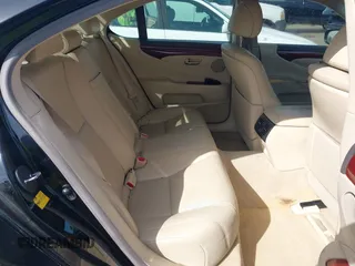 2011 Lexus LS 460 with VIN JTHBL5EF6B5105723, listed as a IAAI auction lot 41737131 with 186,131 mi miles and . Bid and sale history available at DreamBid. Image 8.
