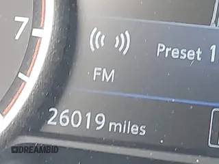 2022 Nissan Murano S z VIN 5N1AZ2ASXNC121965, wystawiony jako IAAI lot #42070134 z przebiegiem 26 019 mil mil oraz . Historia ofert i sprzedaży dostępna na DreamBid. Obrazek 16.