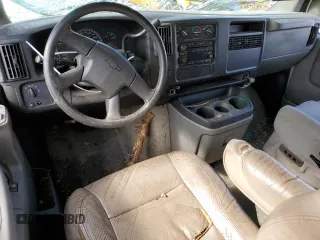 2005 Chevrolet Express Cargo Van YF7 Upfitter with VIN 1GBFG15T351241152, listed as a Copart auction lot 77996504 with 0 mi miles and Salvage Title. Bid and sale history available at carsss.com. Image 8.