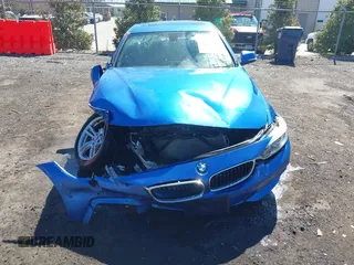 2014 BMW 4 Series 428i xDrive z VIN WBA3N5C50EF715770, wystawiony jako IAAI lot #41803713 z przebiegiem 77 602 mil mil oraz . Historia ofert i sprzedaży dostępna na DreamBid. Obrazek 6.
