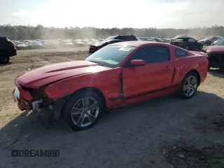 2011 Ford Mustang GT z VIN 1ZVBP8CF5B5151289, wystawiony jako Copart lot #43945565 z przebiegiem 94 594 mil mil oraz Szkoda całkowita • Salvage title. Historia ofert i sprzedaży dostępna na DreamBid. Obrazek 1.