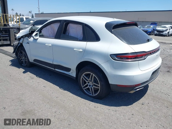 2019 Porsche Macan z VIN WP1AA2A50KLB05922, wystawiony jako IAAI lot #42013711 z przebiegiem Nie podano mil oraz . Historia ofert i sprzedaży dostępna na DreamBid. Obrazek 3.