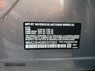 2024 BMW 7 Series 740i z VIN WBA23EH04RCR70301, wystawiony jako Copart lot #75897284 z przebiegiem 9 121 mil mil oraz Czysty tytuł • Clean title. Historia ofert i sprzedaży dostępna na DreamBid. Obrazek 12.
