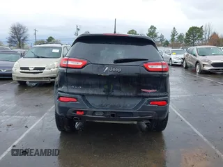 2016 Jeep Cherokee Trailhawk with VIN 1C4PJMBS5GW304062, listed as a IAAI auction lot 41756813 with 112,671 mi miles. Bid and sale history available at carsss.com. Image 17.