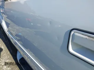 2000 Cadillac Escalade z VIN 1GYEK13R1YR115692, wystawiony jako IAAI lot #41300434 z przebiegiem 431 564 mil mil oraz . Historia ofert i sprzedaży dostępna na DreamBid. Obrazek 12.