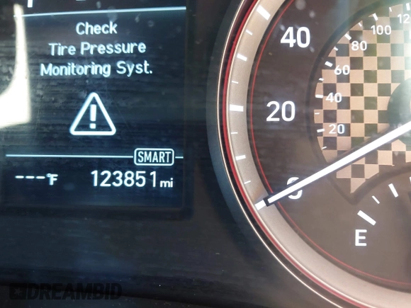2019 Hyundai Veloster 2.0 with VIN KMHTG6AF8KU019854, listed as a IAAI auction lot 41697113 with 123,851 mi miles. Bid and sale history available at carsss.com. Image 16.