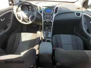 2017 Hyundai Elantra z VIN KMHD35LH1HU372597, wystawiony jako Copart lot #46906835 z przebiegiem 104 794 mil mil oraz Szkoda całkowita • Salvage title. Historia ofert i sprzedaży dostępna na DreamBid. Obrazek 8.