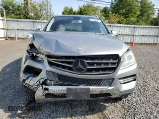 2013 Mercedes-Benz M 350 with VIN 4JGDA5HB2DA226683, listed as a Copart auction lot 61398195 with 67,753 mi miles and Salvage title. Bid and sale history available at DreamBid. Image 5.