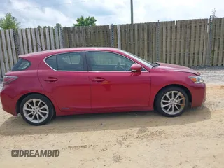 2012 Lexus CT 200h z VIN JTHKD5BH3C2108116, wystawiony jako IAAI lot #42340708 z przebiegiem 123 964 mil mil oraz . Historia ofert i sprzedaży dostępna na DreamBid. Obrazek 13.