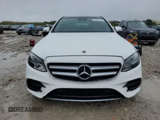 2019 Mercedes-Benz E-Class E 300 with VIN WDDZF4JB1KA613597, listed as a Copart auction lot 41801775 with 130,480 mi miles and Clean Title. Bid and sale history available at carsss.com. Image 5.