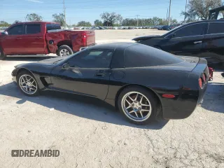 2004 Chevrolet Corvette with VIN 1G1YY22G445132598, listed as a Copart auction lot 77267244 with 140,102 mi miles and Salvage Title. Bid and sale history available at carsss.com. Image 2.