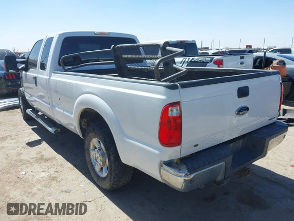 2016 Ford Super Duty F-250 SRW XLT with VIN 1FT7X2A62GED29921, listed as a IAAI auction lot 41725044 with 238,940 mi miles. Bid and sale history available at carsss.com. Image 3.
