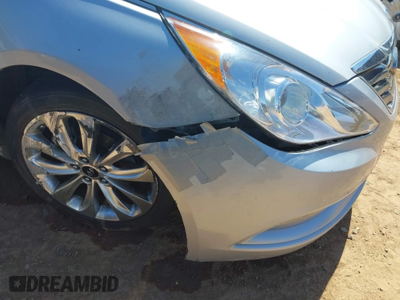 2011 Hyundai Sonata Limited with VIN 5NPEC4AC0BH081715, listed as a IAAI auction lot 42039272 with 136,997 mi miles and . Bid and sale history available at carsss.com. Image 6.
