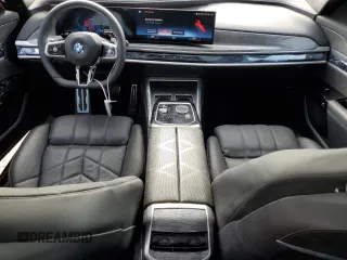 2023 BMW 7 Series 760i xDrive with VIN WBA33EJ08PCL84213, listed as a Copart auction lot 62388195 with 4,984 mi miles and Clean title. Bid and sale history available at DreamBid. Image 8.