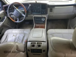 2002 Cadillac Escalade with VIN 1GYEK63N62R247073, listed as a Copart auction lot 60094005 with 196,056 mi miles and Clean title. Bid and sale history available at DreamBid. Image 8.