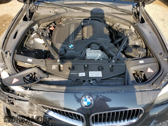 2013 BMW 5 Series 535i with VIN WBAFR7C57DC824157, listed as a Copart auction lot 71745004 with 149,019 mi miles and Salvage Title. Bid and sale history available at DreamBid. Image 11.