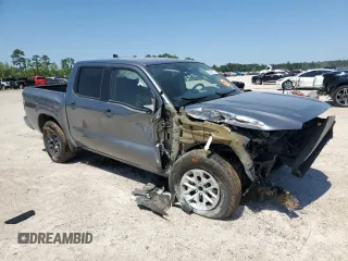 2024 Nissan Frontier SV z VIN 1N6ED1EJ9RN652436, wystawiony jako Copart lot #52405525 z przebiegiem Nie podano mil oraz Szkoda całkowita • Salvage title. Historia ofert i sprzedaży dostępna na DreamBid. Obrazek 4.