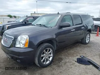 2011 GMC Yukon XL Denali with VIN 1GKS1MEF8BR279940, listed as a IAAI auction lot 41971157 with 218,597 mi miles. Bid and sale history available at carsss.com. Image 17.