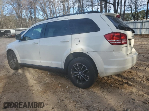 2018 Dodge Journey SE with VIN 3C4PDCAB6JT530112, listed as a Copart auction lot 47136615 with 108,972 mi miles and Salvage Title. Bid and sale history available at carsss.com. Image 2.